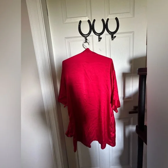 Victoria Secret silk Robe - Picture 3 of 5